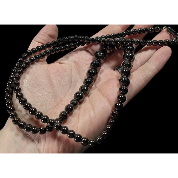 Elegant Faux Hematite Graduated Beaded Necklace - Picture 5 of 5